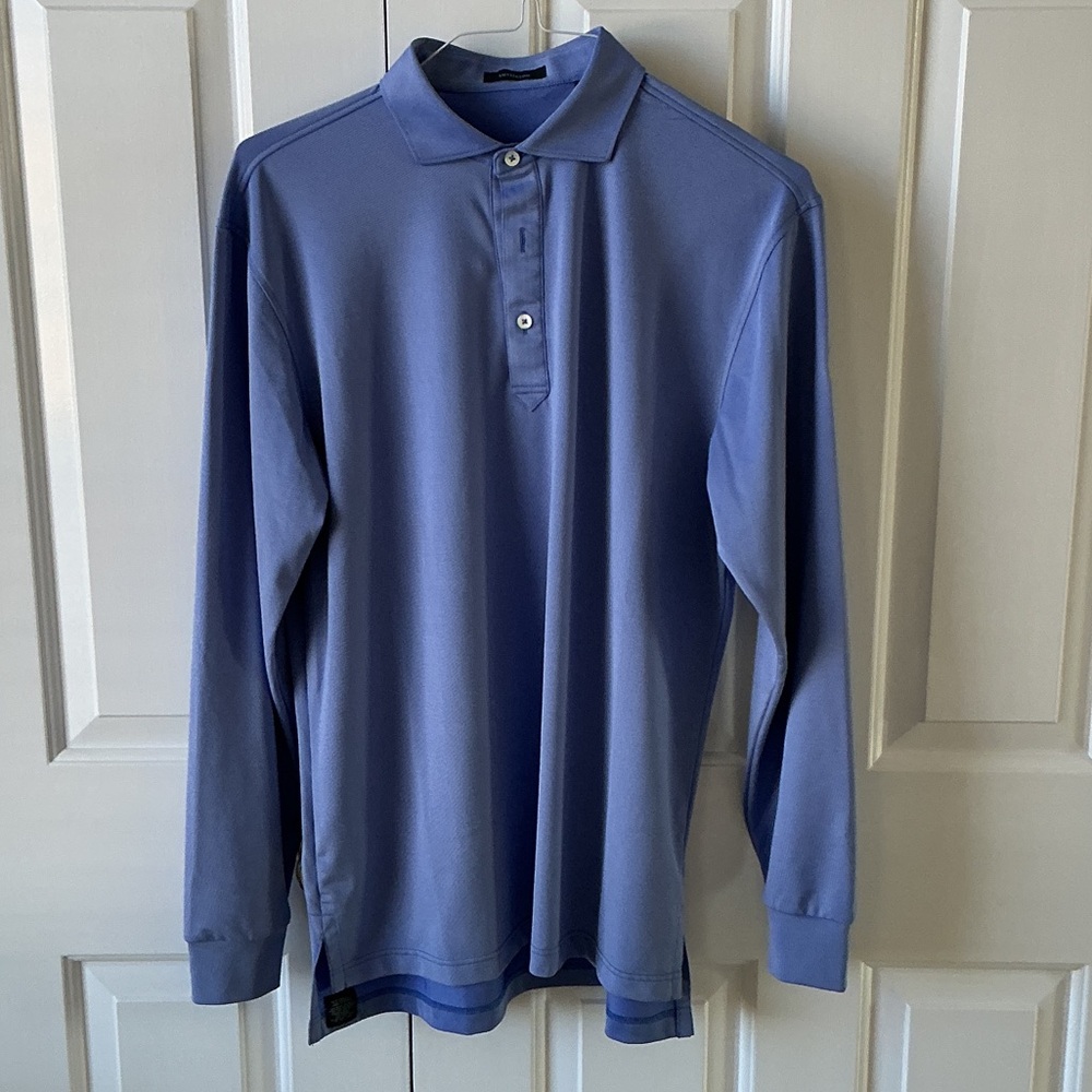 Turtleson long sleeve blue  knit shirt Medium